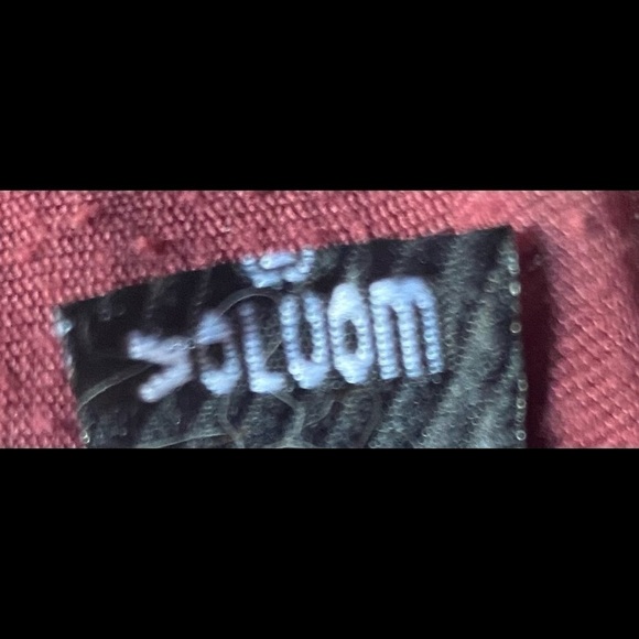 VOLCOM-T SHIRT-SIZE SMALL - Picture 6 of 6